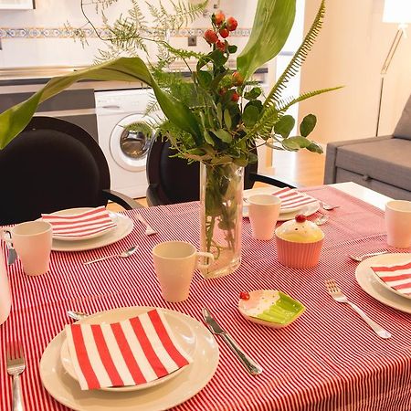 مالقة Ab Apartamentos Trinidad الغرفة الصورة